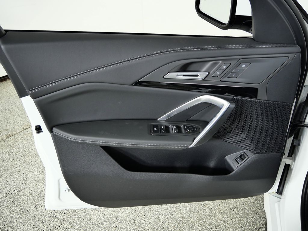 Thumbnail: 2026 BMW X1 - 31