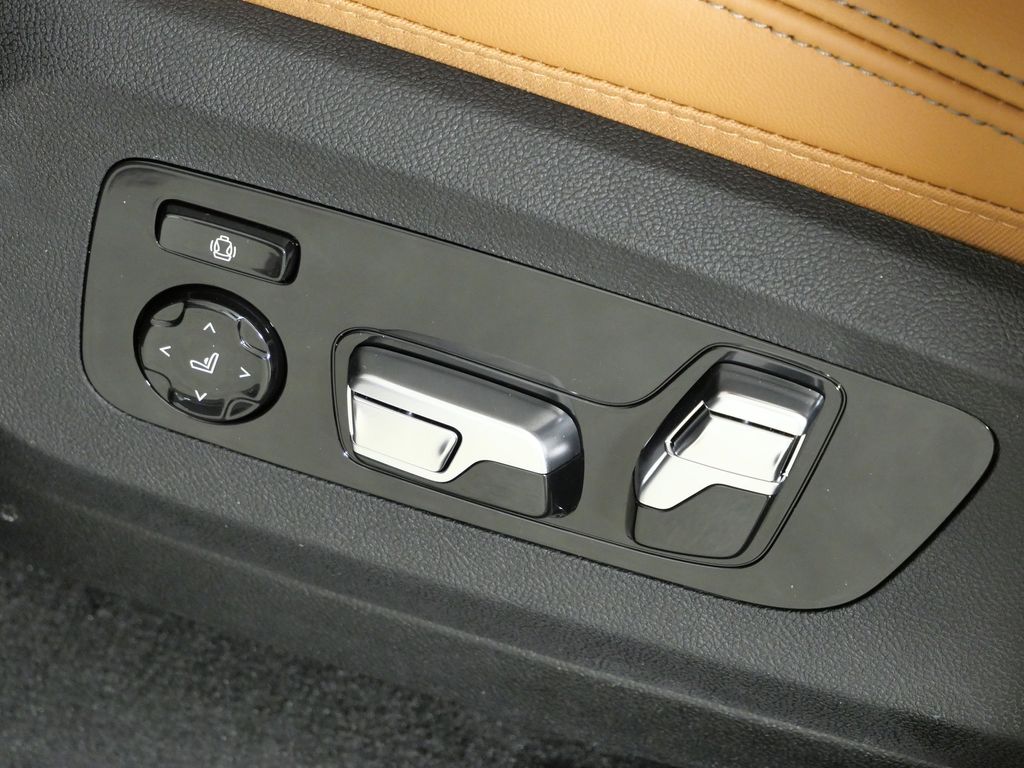 Thumbnail: 2026 BMW X5 - 39