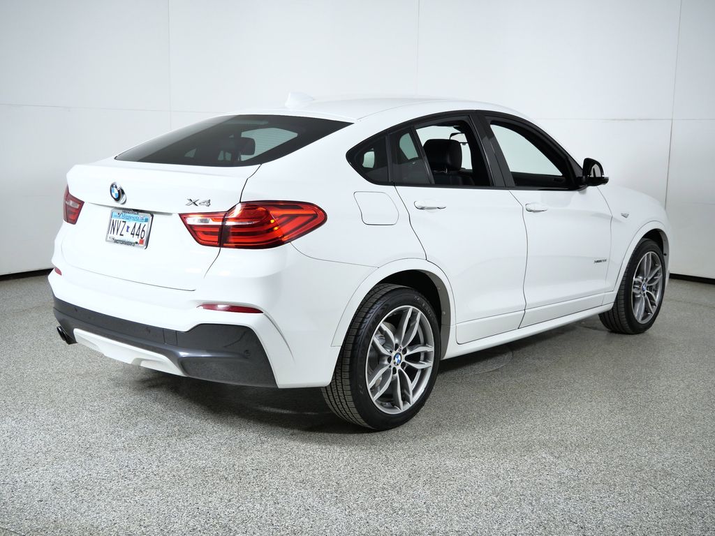 Thumbnail: 2017 BMW X4 - 10