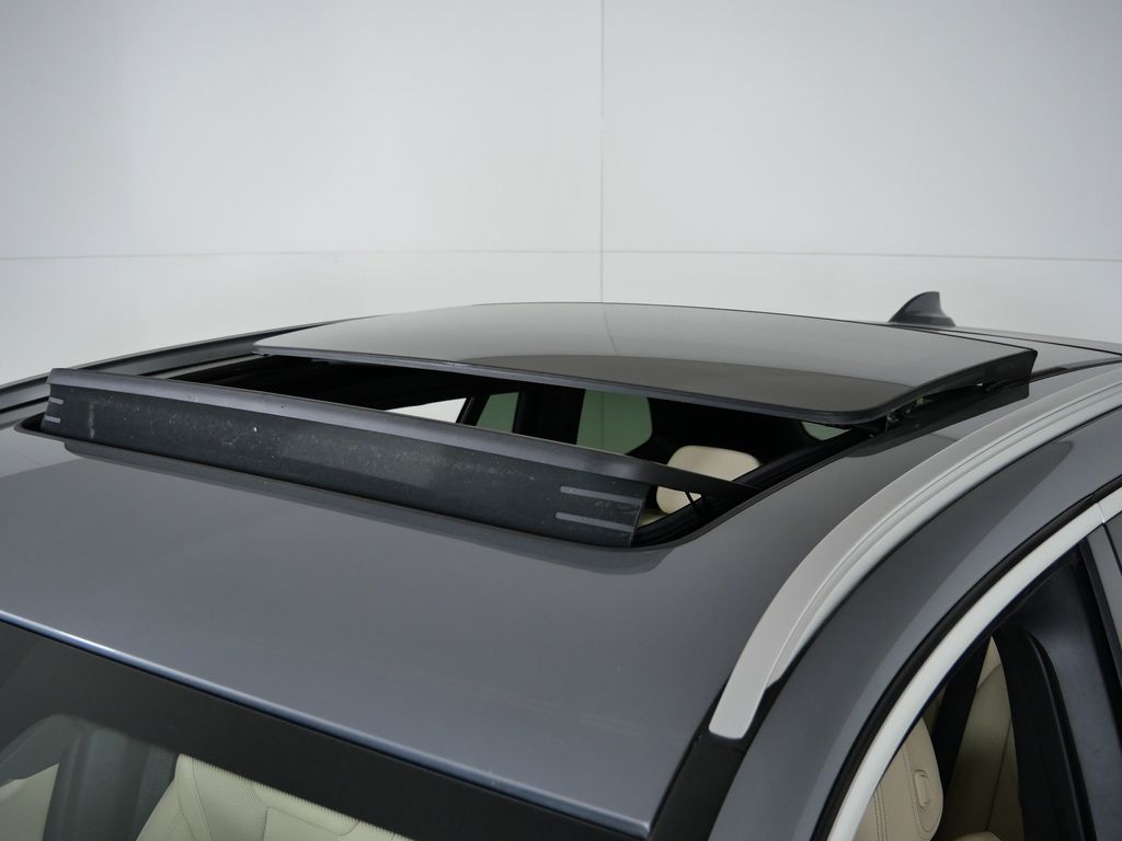 Thumbnail: 2023 BMW X3 - 19