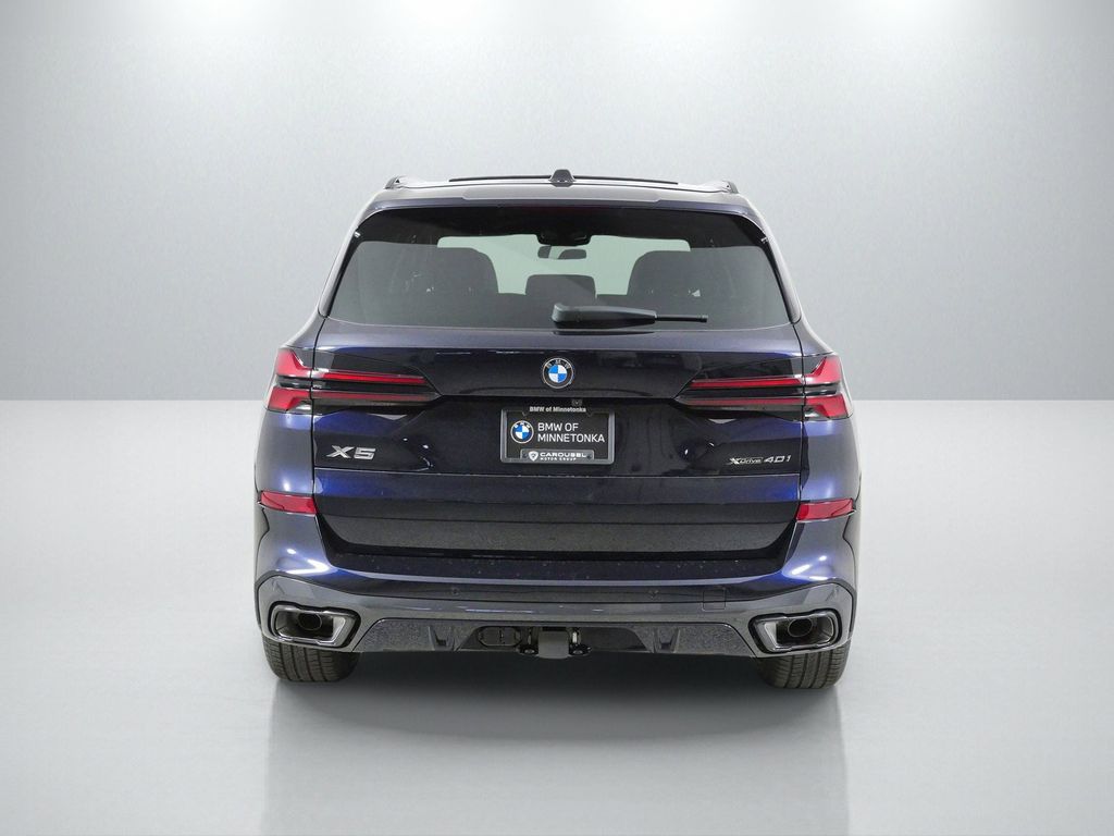 Thumbnail: 2026 BMW X5 - 10
