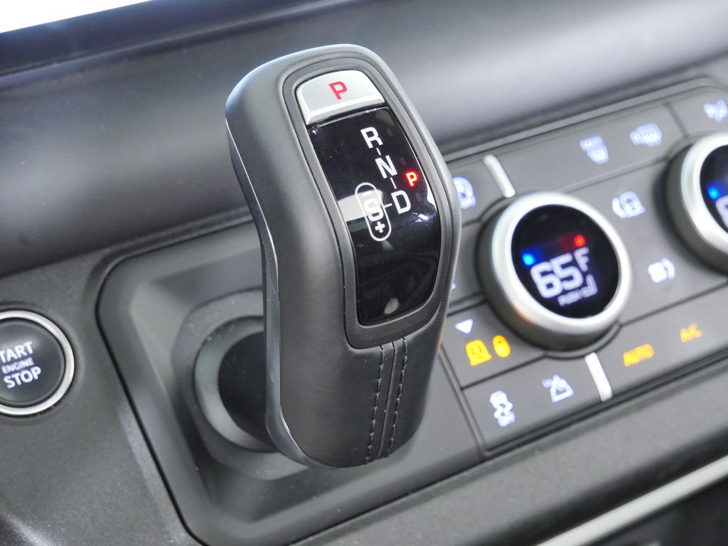 Thumbnail: 2024 Land Rover Defender - 44
