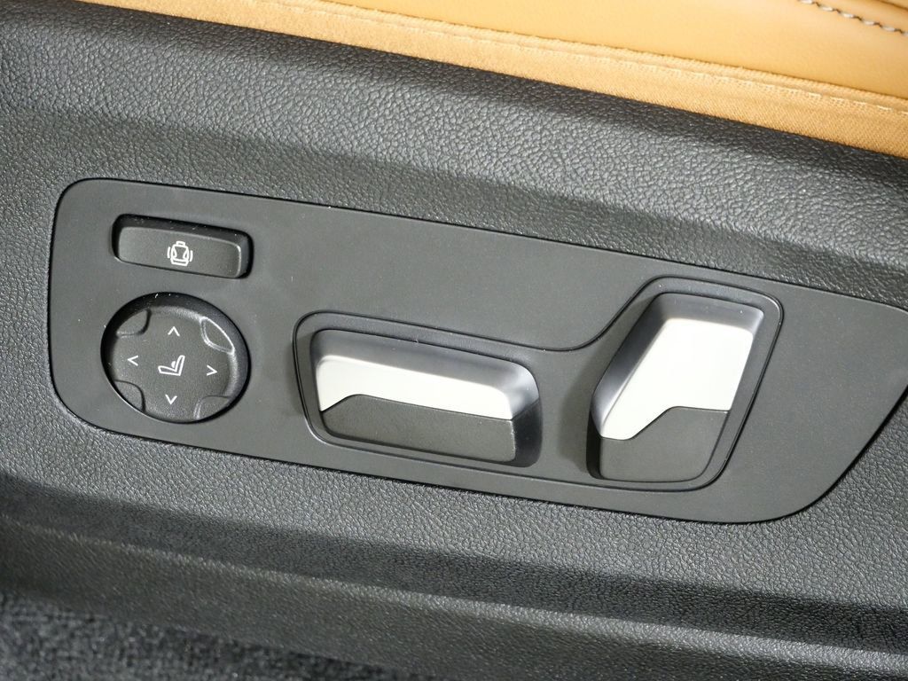 Thumbnail: 2026 BMW X5 - 41