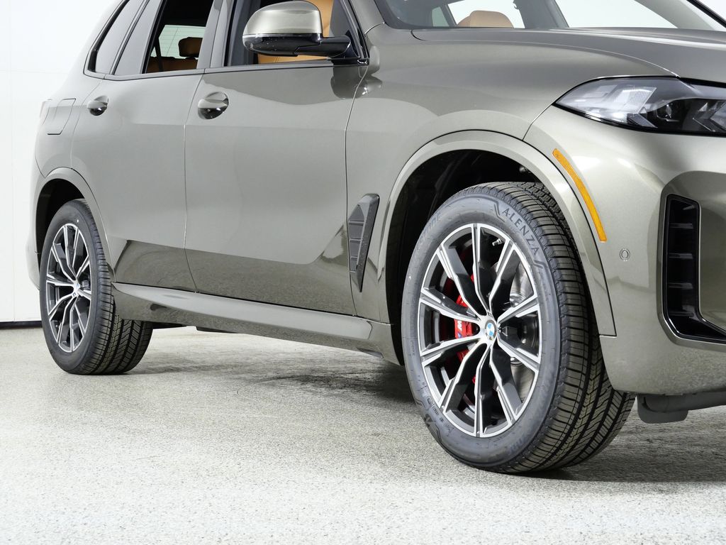 Thumbnail: 2026 BMW X5 - 6