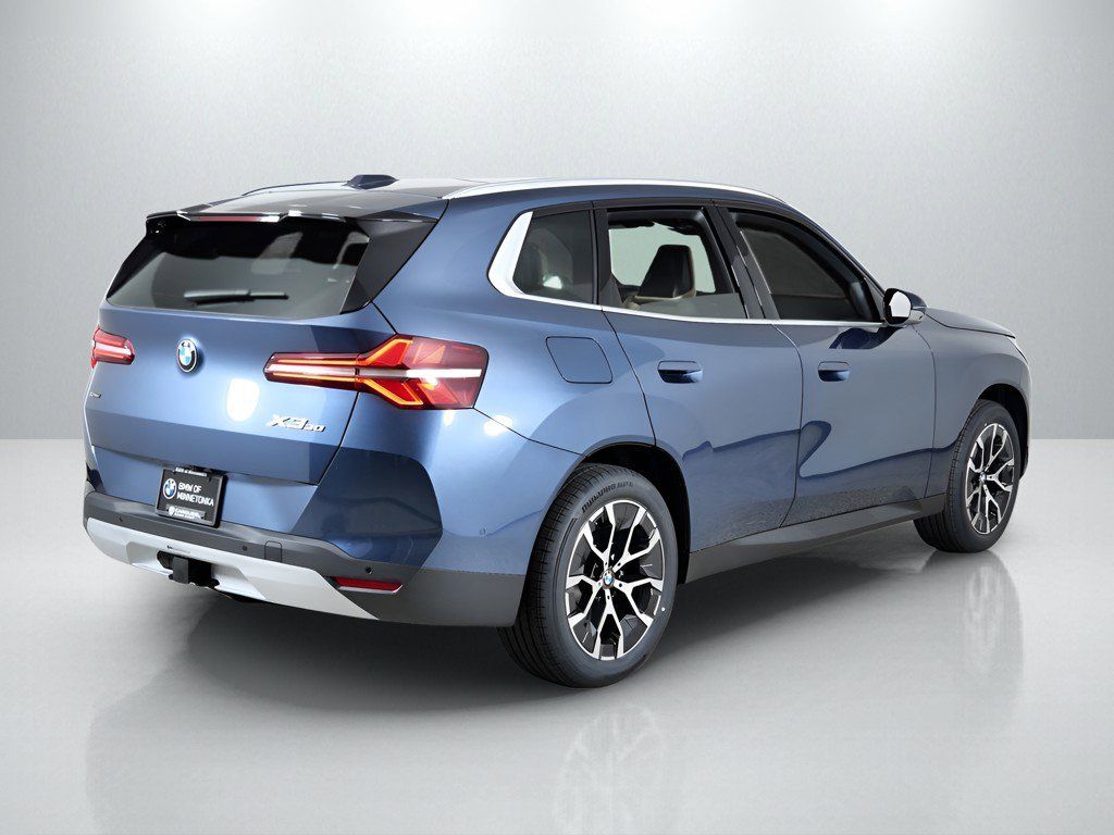 Thumbnail: 2026 BMW X3 - 10