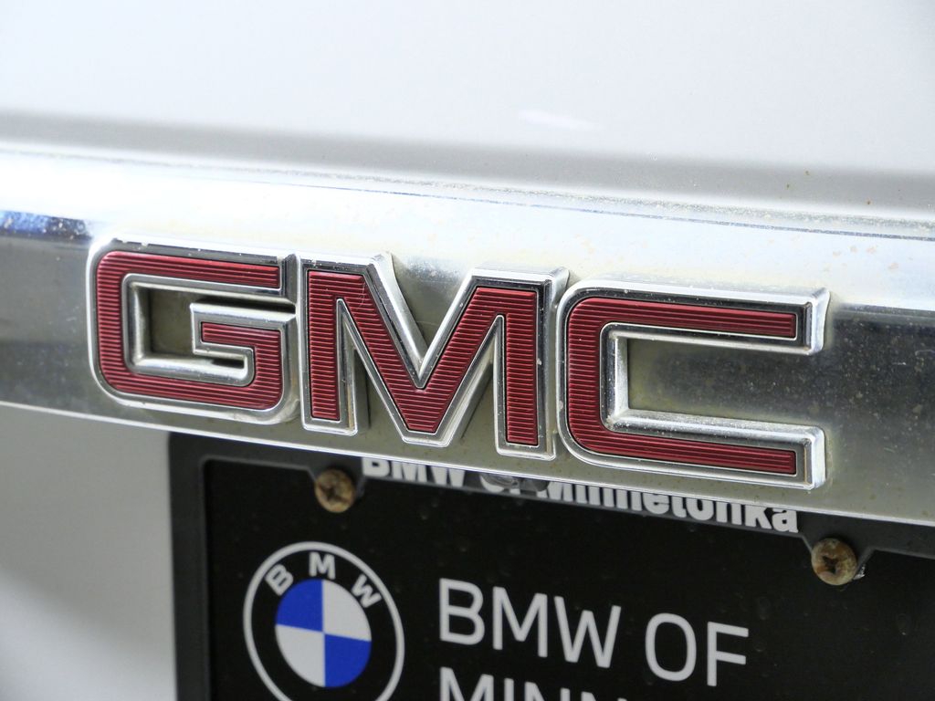 Thumbnail: 2018 GMC Yukon XL - 12