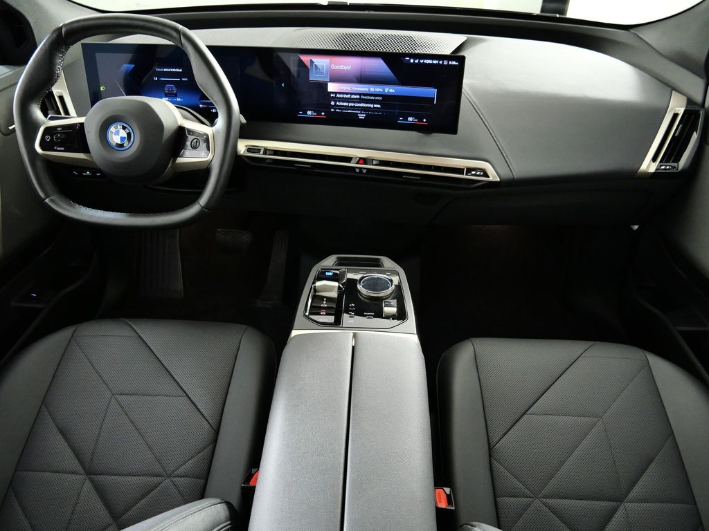 Thumbnail: 2022 BMW iX - 6
