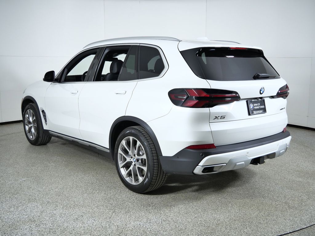 Thumbnail: 2024 BMW X5 - 17