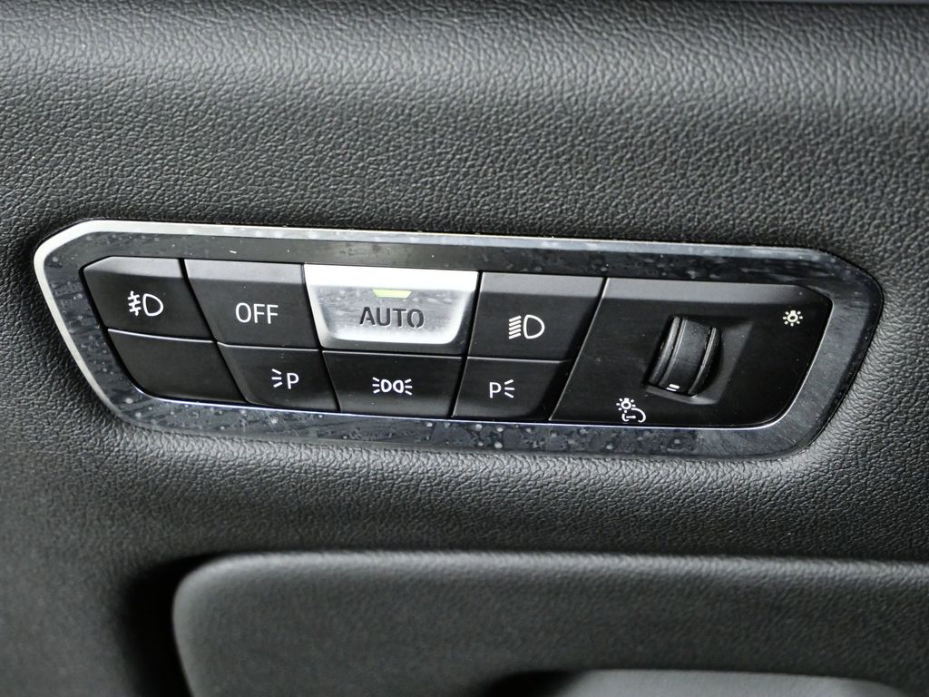 Thumbnail: 2020 BMW X7 - 40