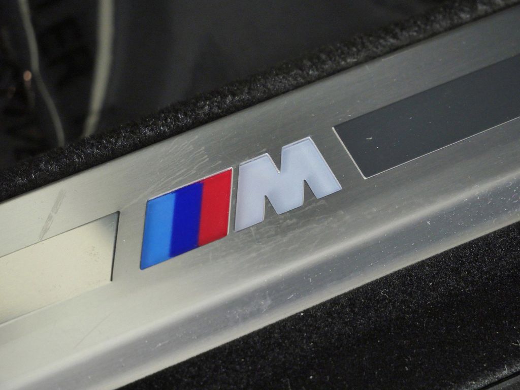 Thumbnail: 2023 BMW 7 Series - 29