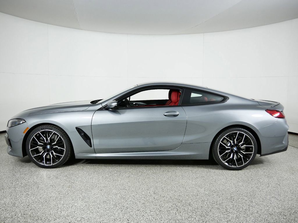 Thumbnail: 2024 BMW 8 Series - 17