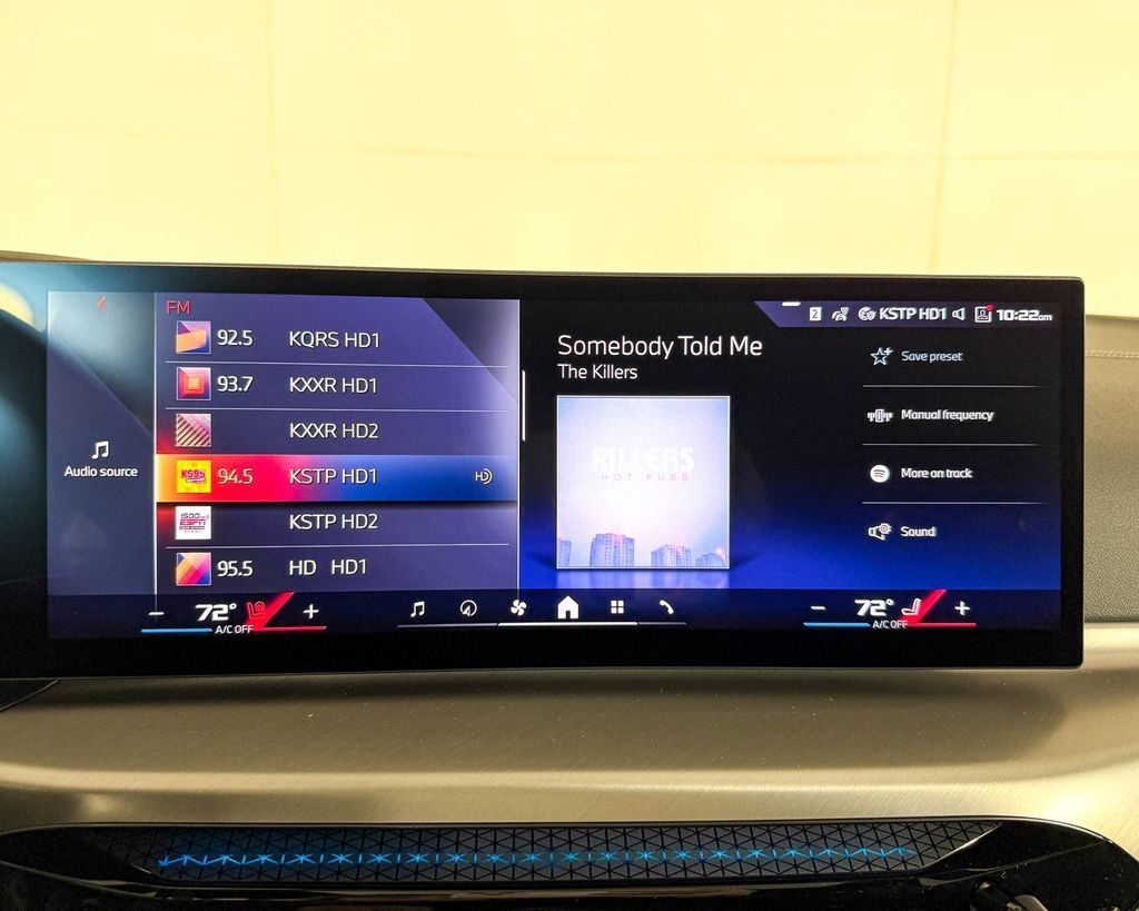 Thumbnail: 2025 BMW i4 - 45