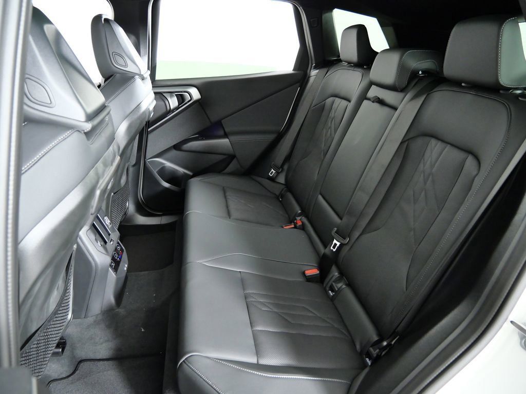 Thumbnail: 2026 BMW X3 - 33