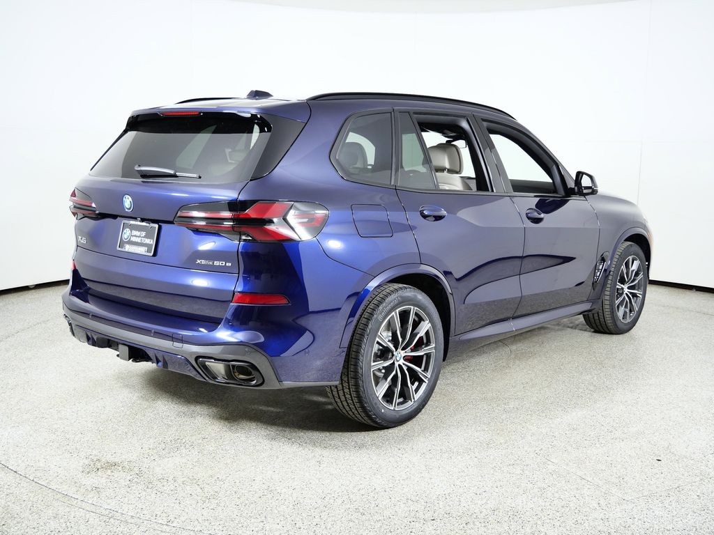 Thumbnail: 2026 BMW X5 - 9