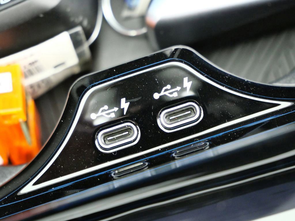 Thumbnail: 2026 BMW i5 - 49