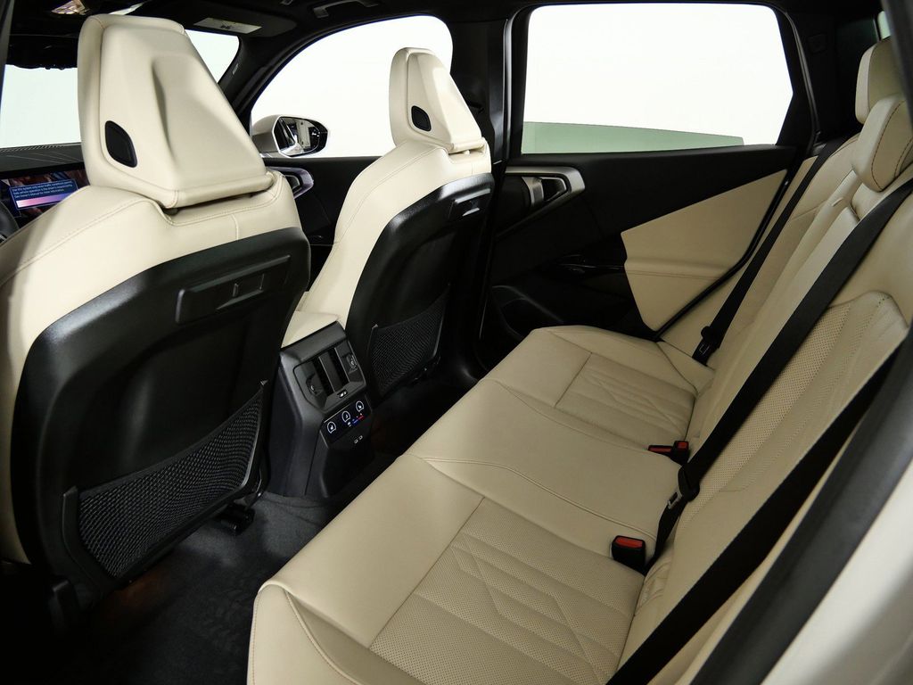 Thumbnail: 2026 BMW X3 - 30