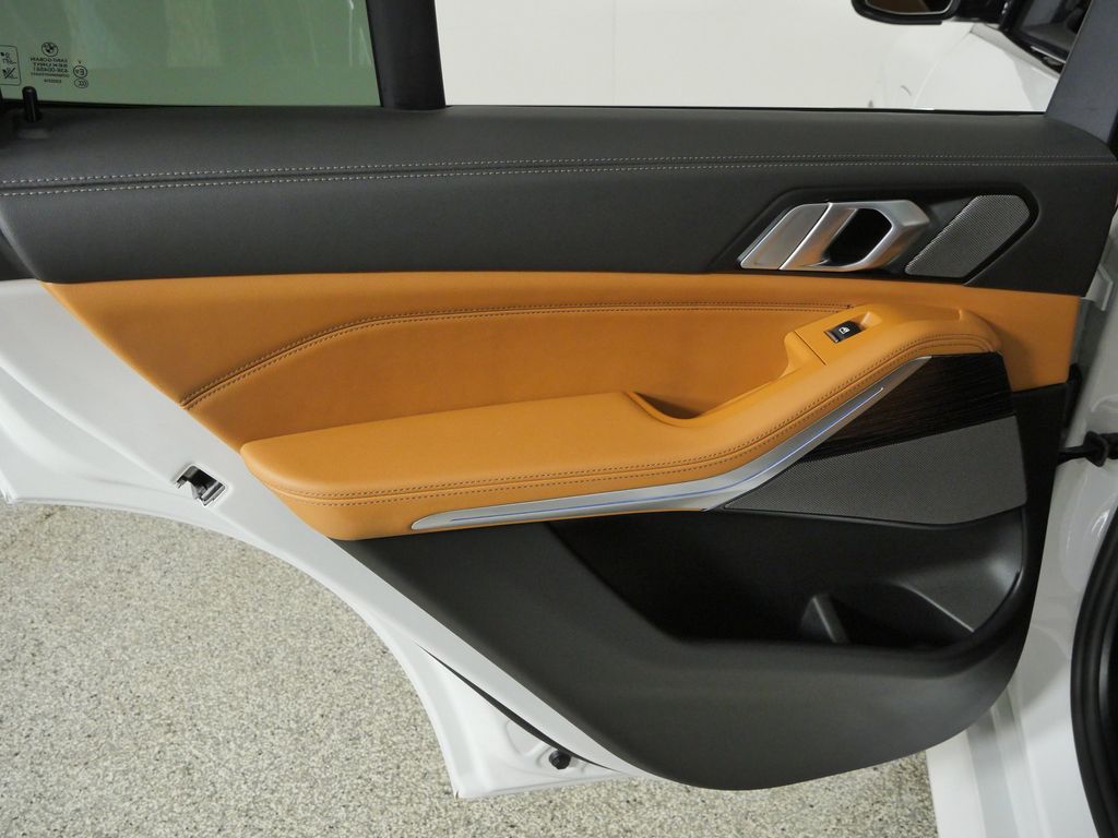 Thumbnail: 2026 BMW X5 - 31