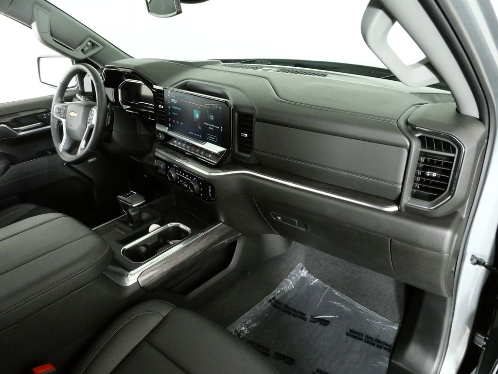 Thumbnail: 2025 Chevrolet Silverado 1500 - 25