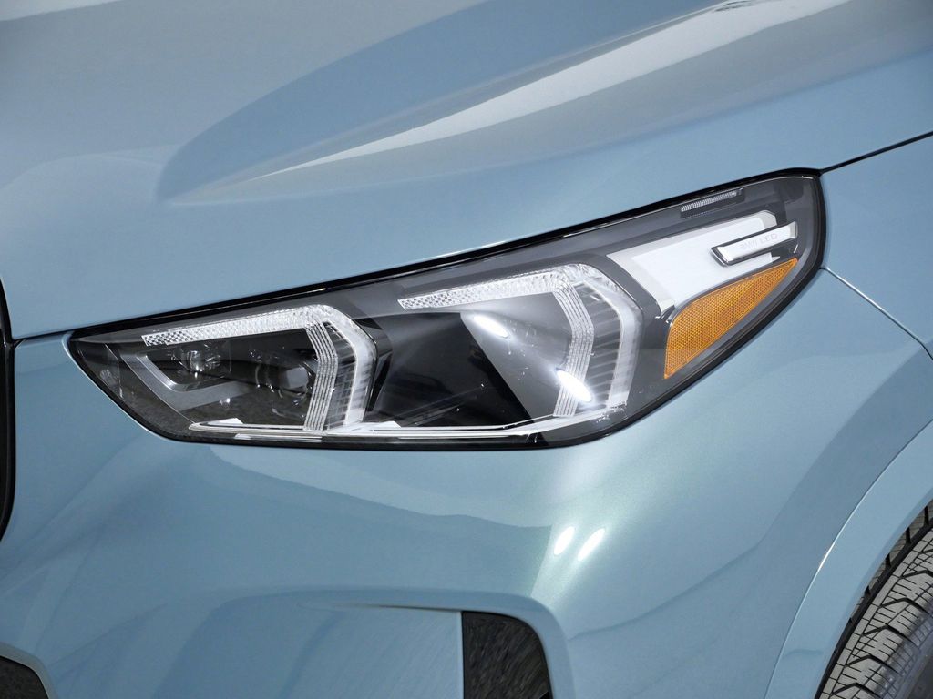 Thumbnail: 2026 BMW X1 - 3