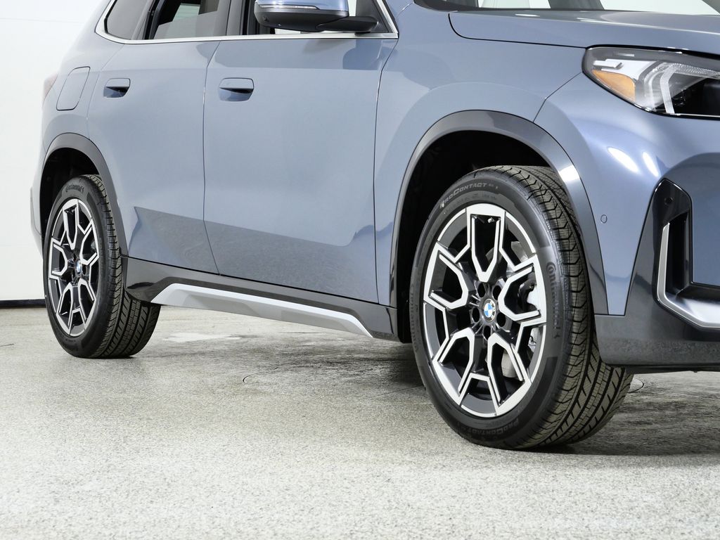 Thumbnail: 2026 BMW X1 - 6