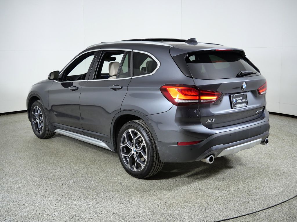 Thumbnail: 2022 BMW X1 - 15