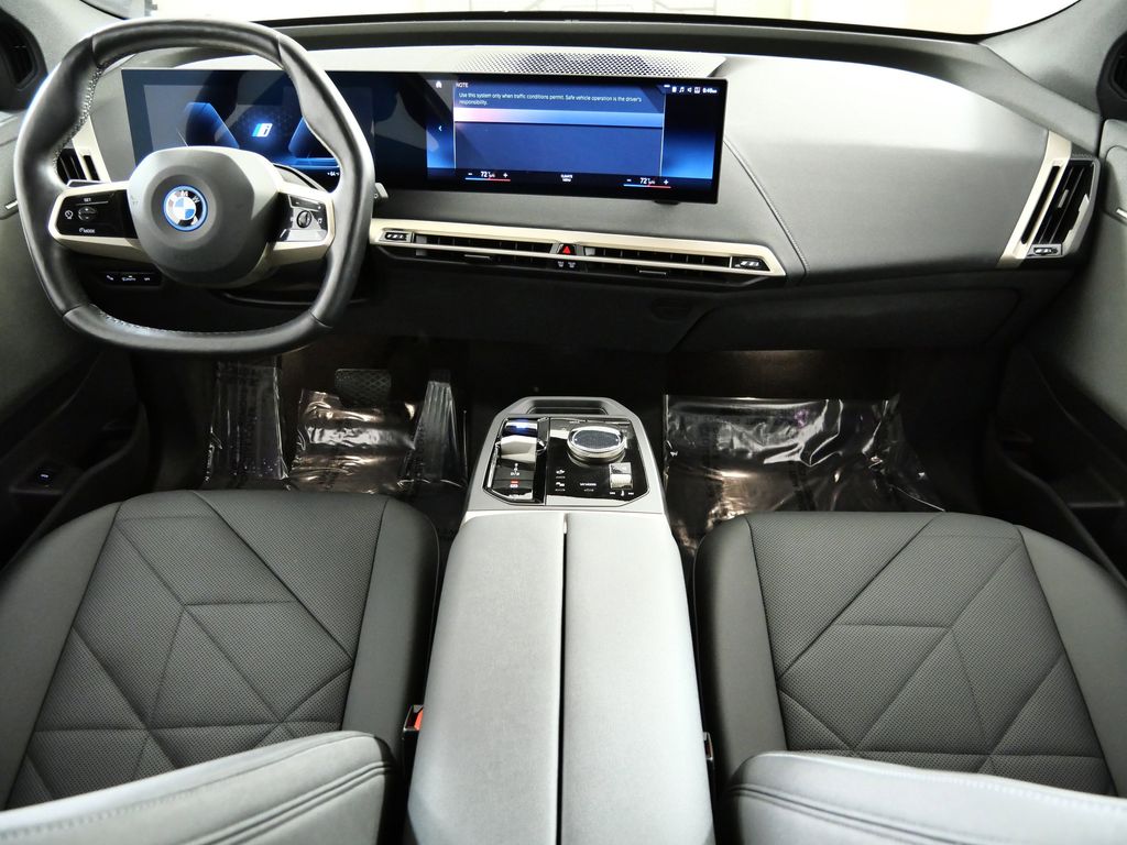 Thumbnail: 2023 BMW iX - 6