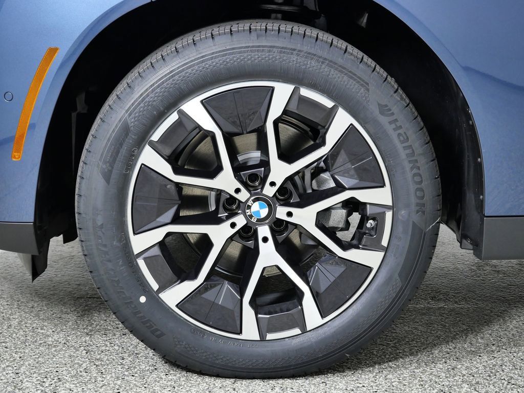 Thumbnail: 2026 BMW X3 - 19