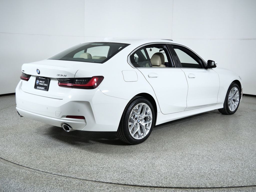 Thumbnail: 2025 BMW 3 Series - 11