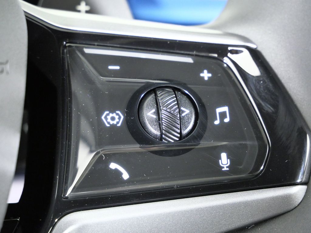 Thumbnail: 2026 BMW X3 - 38