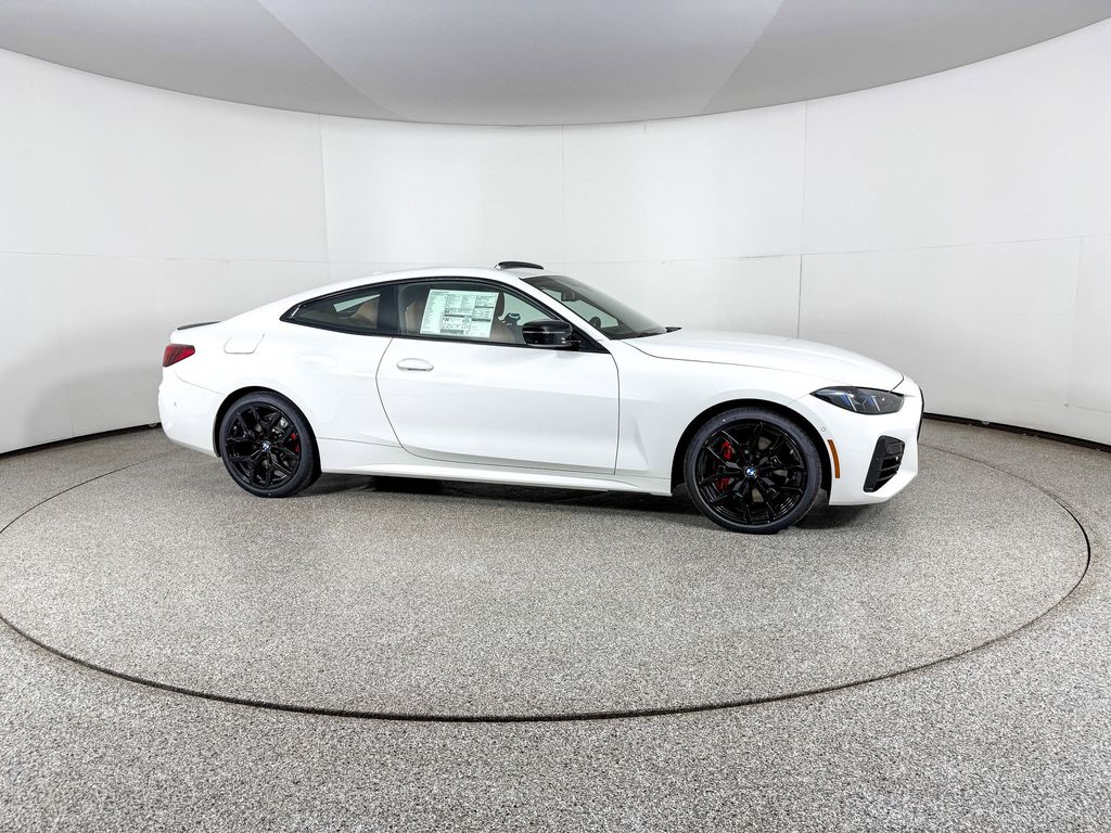 Thumbnail: 2026 BMW 4 Series - 3