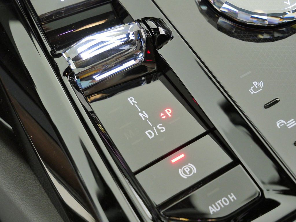 Thumbnail: 2027 BMW 5 Series - 47