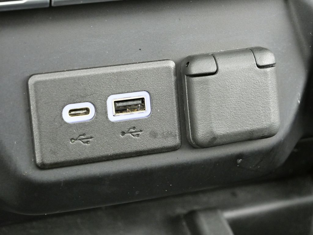 Thumbnail: 2022 GMC Sierra 2500 - 45