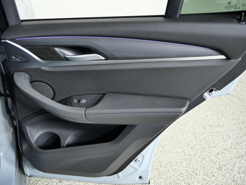 Thumbnail: 2023 BMW X3 - 28