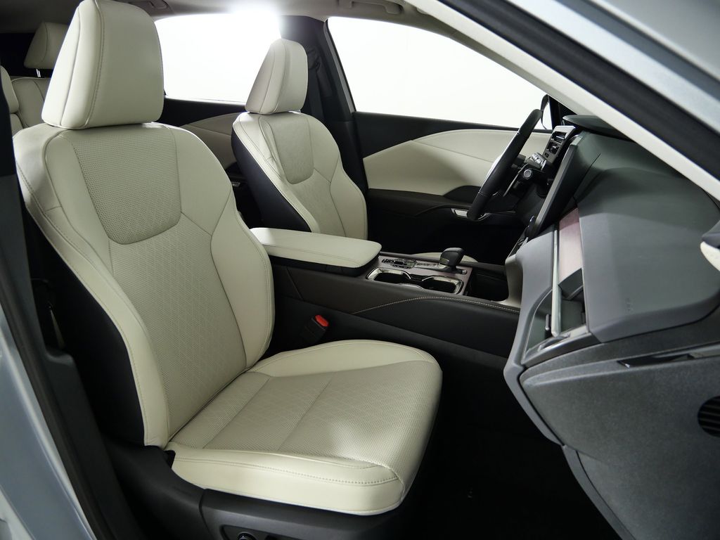 Thumbnail: 2023 Lexus RX - 22