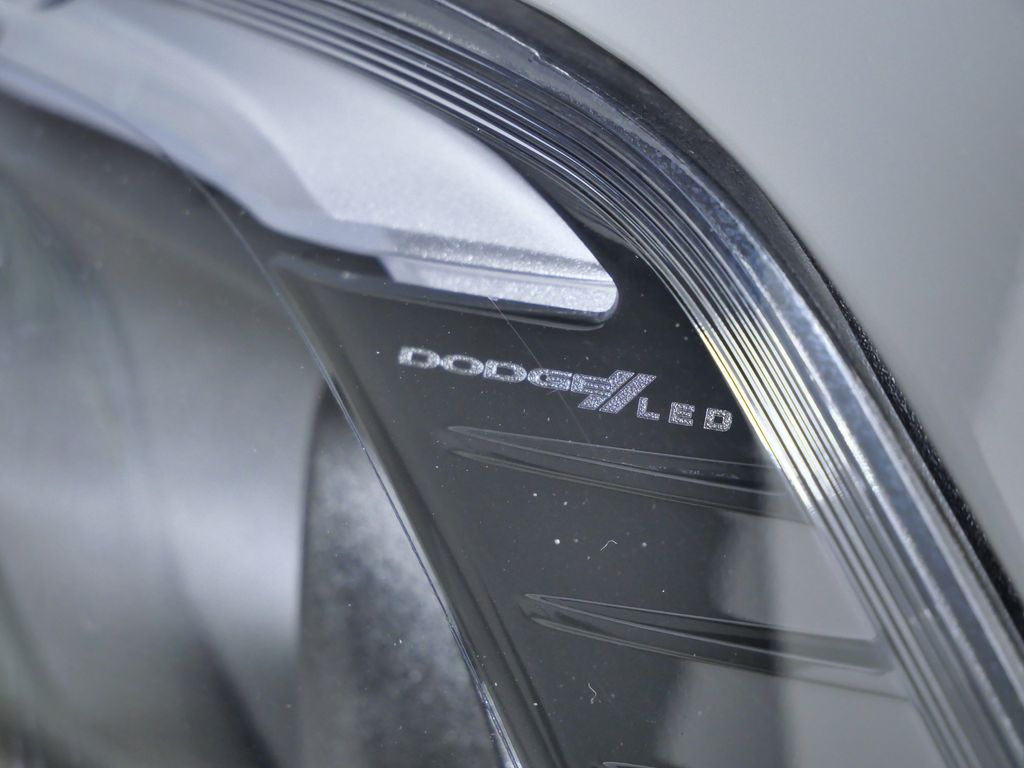 Thumbnail: 2022 Dodge Durango - 5