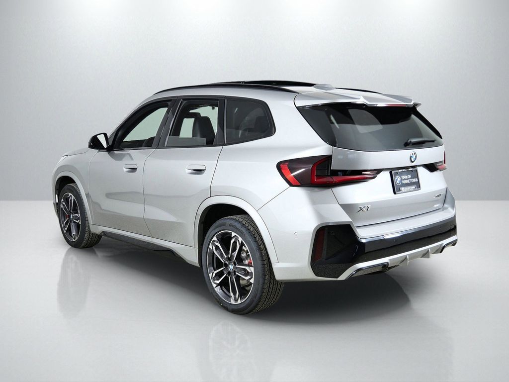Thumbnail: 2026 BMW X1 - 14
