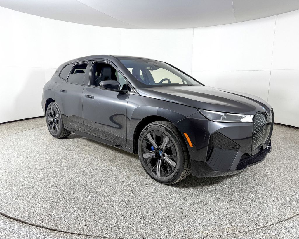 2025 BMW iX xDrive50 4