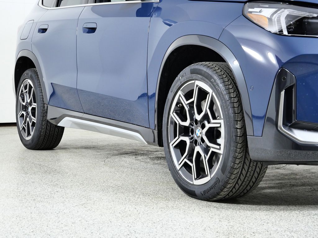 Thumbnail: 2026 BMW X1 - 6