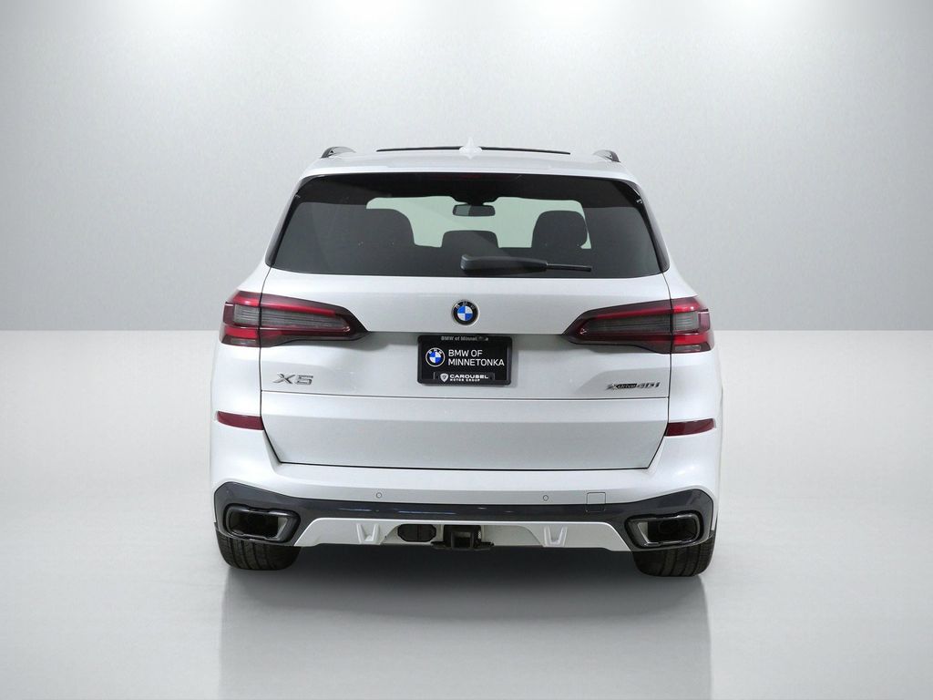 Thumbnail: 2023 BMW X5 - 12