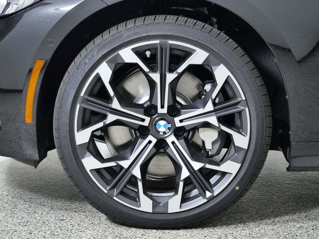 Thumbnail: 2026 BMW 3 Series - 17