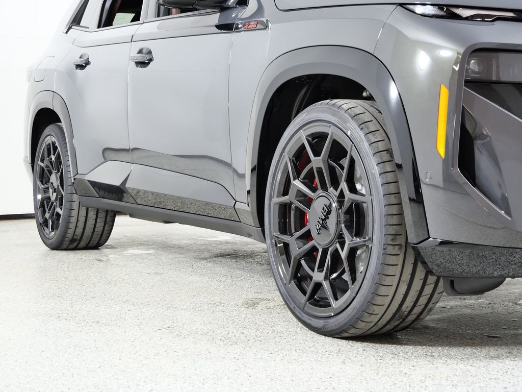 Thumbnail: 2026 BMW XM - 6