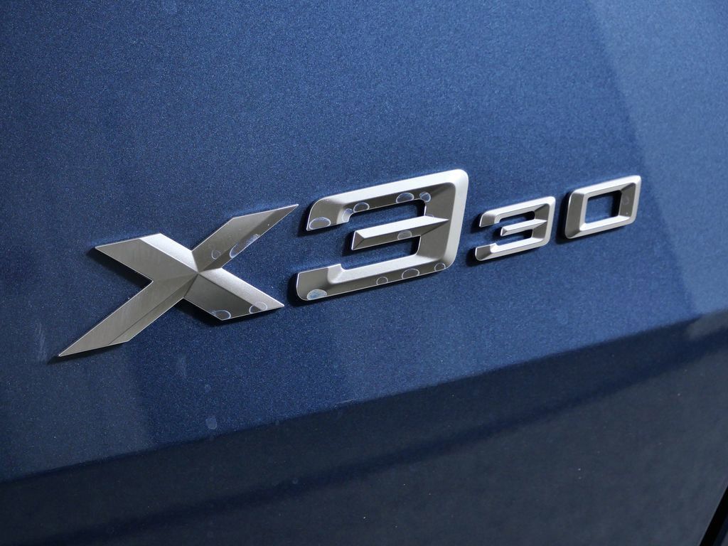 Thumbnail: 2026 BMW X3 - 14