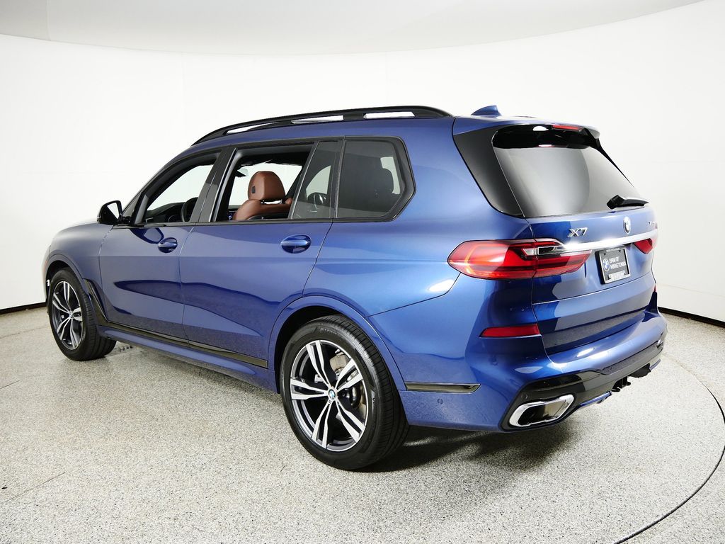 Thumbnail: 2021 BMW X7 - 14