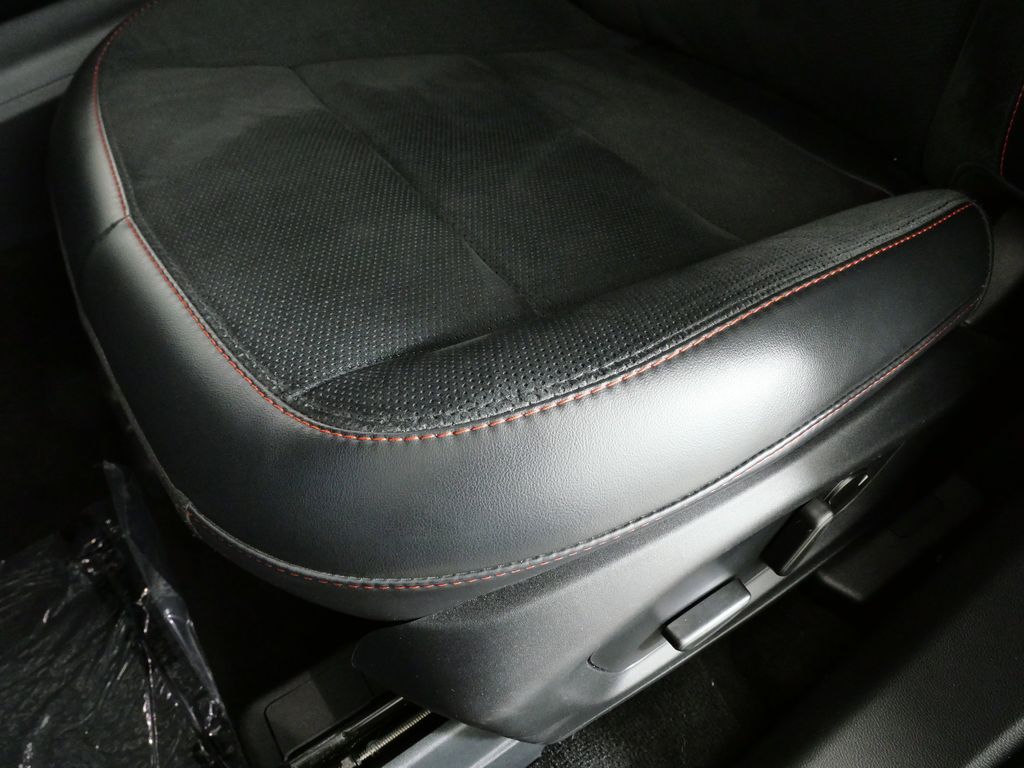 Thumbnail: 2025 Ford Explorer - 33