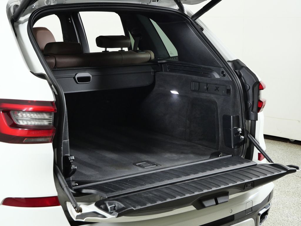 Thumbnail: 2022 BMW X5 - 29