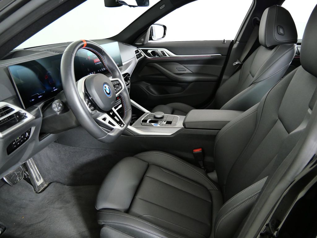 Thumbnail: 2025 BMW i4 - 38