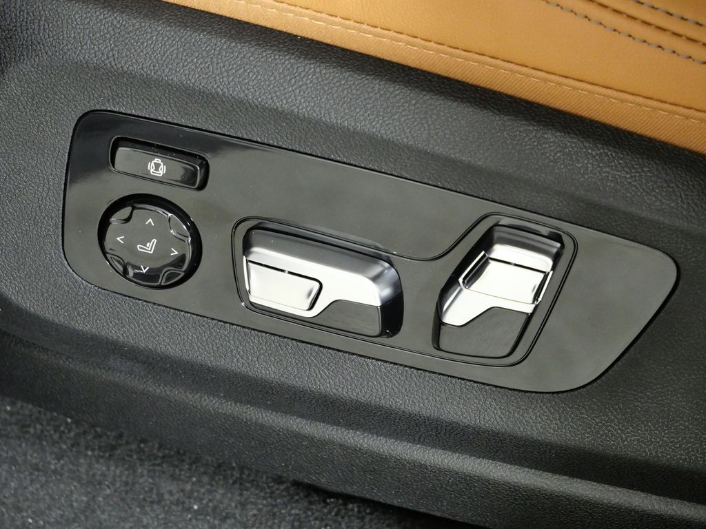 Thumbnail: 2026 BMW X5 - 39