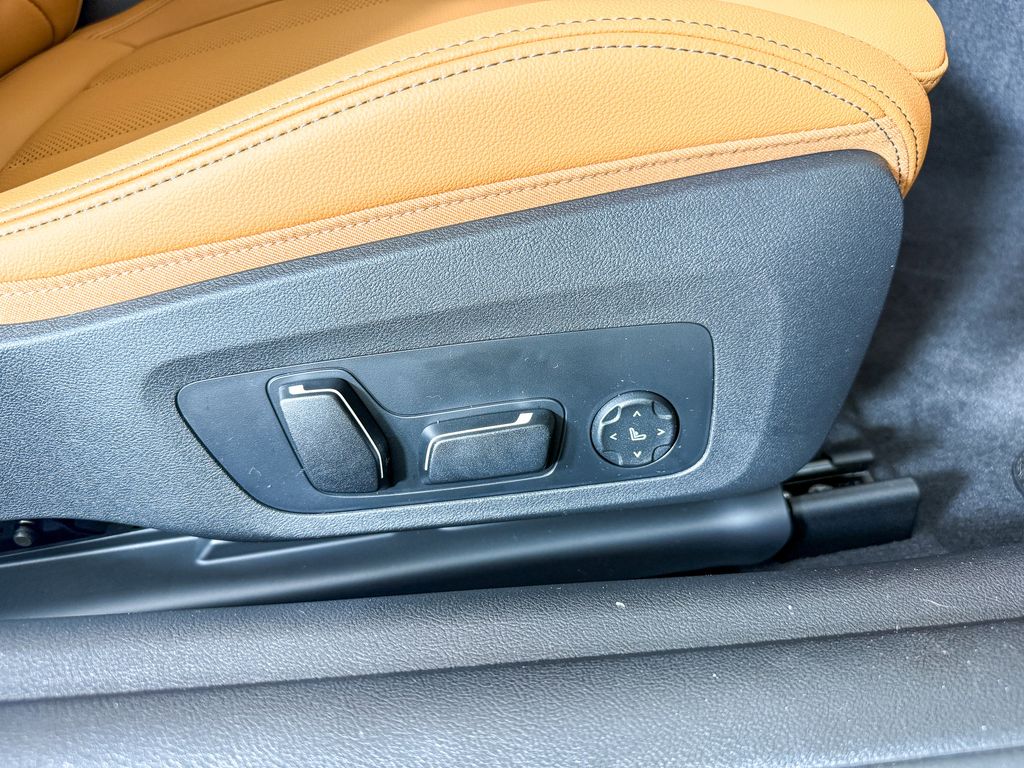 Thumbnail: 2026 BMW 4 Series - 22