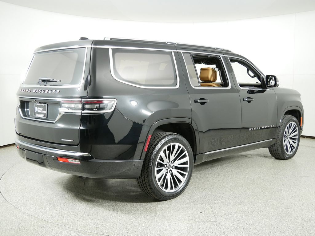 2022 Jeep Grand Wagoneer Series III 9