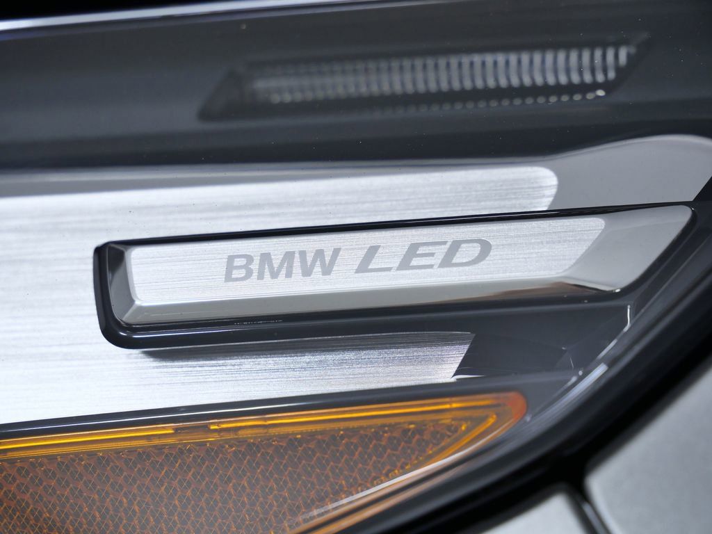 Thumbnail: 2026 BMW X1 - 6